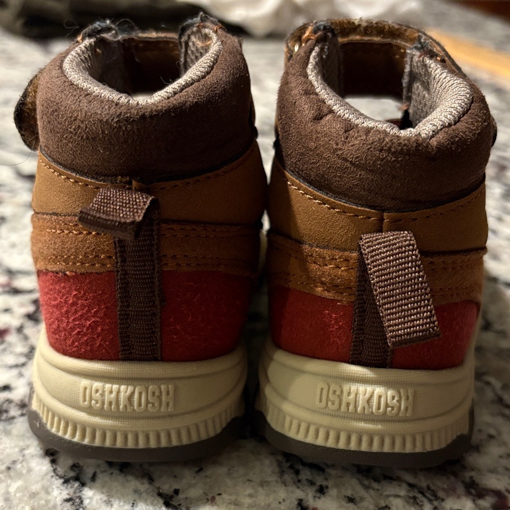 OshKosh B'gosh Tan and Blue Kids Boots - Picture 5 of 6